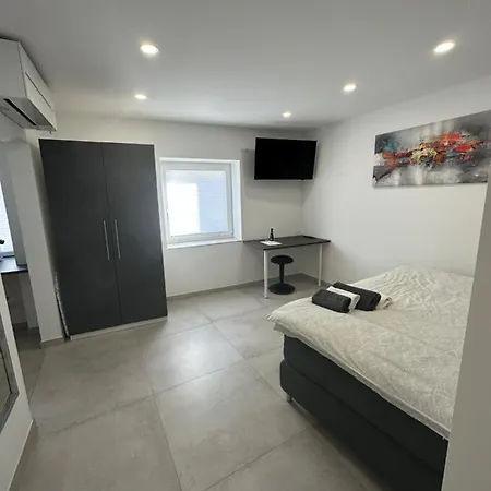 S-Ap Daily Room Stuttgart Exterior foto